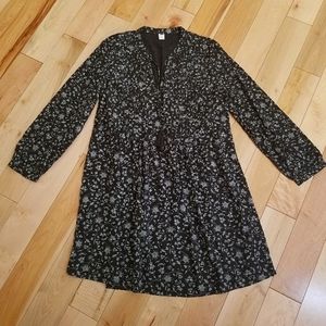 Long sleeve patterned peasant dress Sz L black